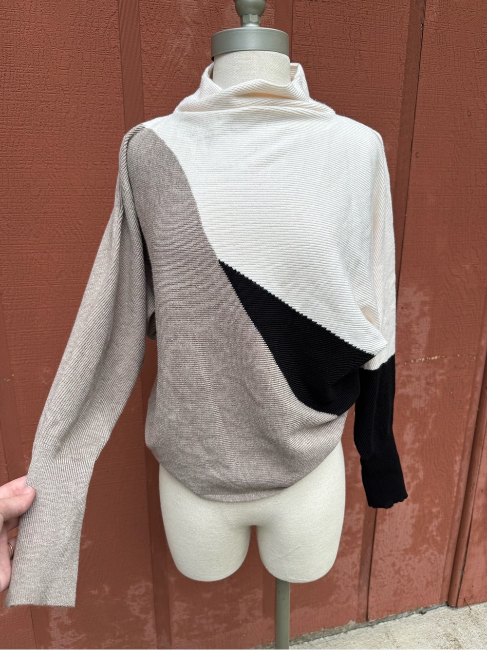 NWT Tahari Colorblock Dolman Sleeve Funnel Neck Ribbed Sweater Taupe S